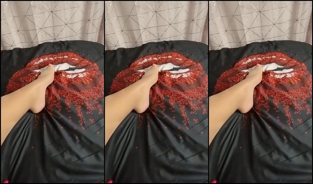 Goddesstessaprague Nicknamed Goddesstessaprague 01 13 2024 Onlyfans Video I Wish For Mouth Like That So I Can Put Both Of My Feet Inside