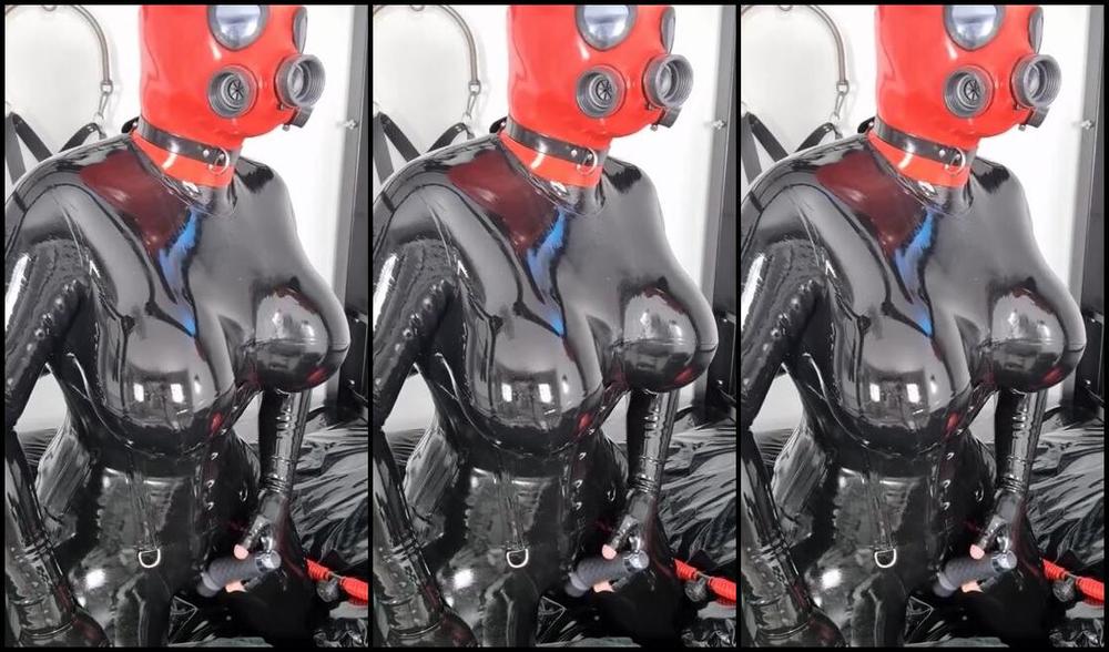 Emma Lee Nicknamed Rubberdollemma 12 06 2023 Onlyfans Video I Might Be Dressing Up Right Now In The Munich Dungeon If You Are A Lucky