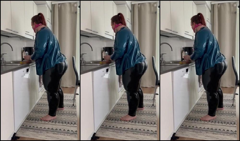Misslatexangel Nicknamed Misslatexangel 02 14 2025 Onlyfans Video Cleaning Day With Latex