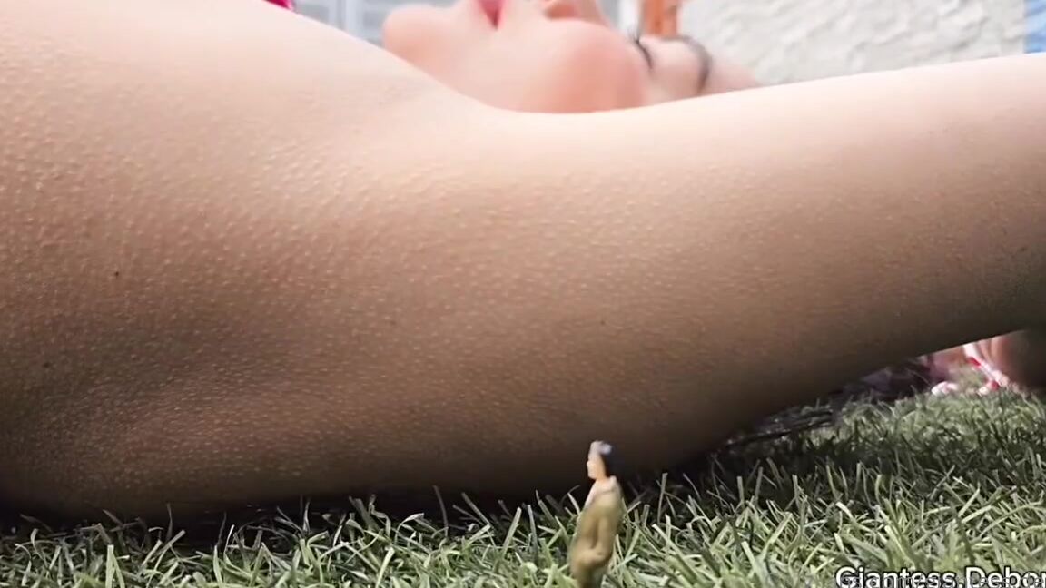 Giantess Vore Debora Nicknamed Giantess Debora 08 09 2024 Onlyfans Video They Tried To Tied Me But I Crush Your Small Town Full 22 Min 15