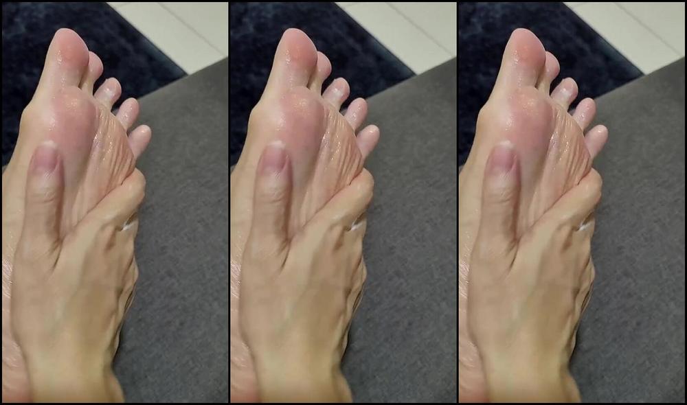 Aiko Worshipaiko Nicknamed Worshipaiko 06 11 2025 Onlyfans Video Pampering My Perfection Your Job Is To Spoil My Feet With A Delicious Tribute So I