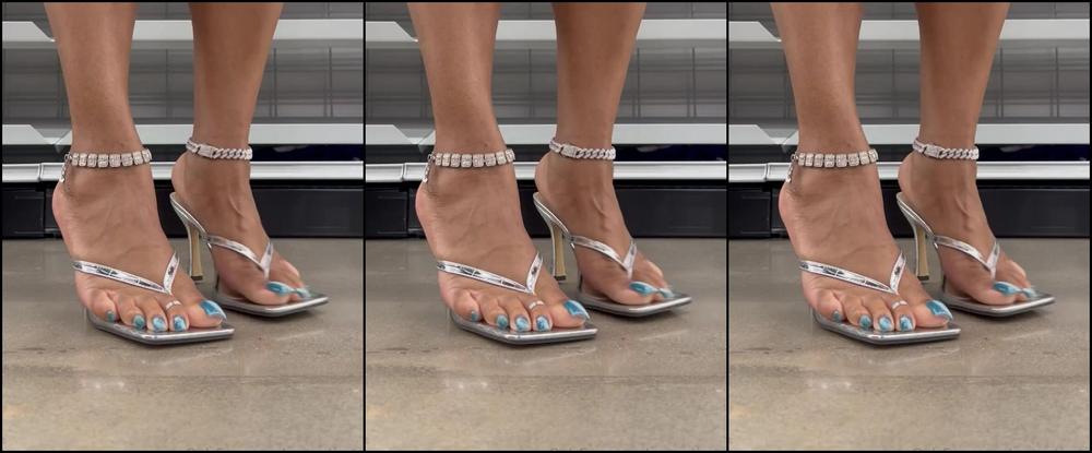 Mytoptiertoes Nicknamed Mytoptiertoes 03 30 2025 Onlyfans Video Public Tease Sure To Pleasedo You Think You Would Be Able To Watch Me Do