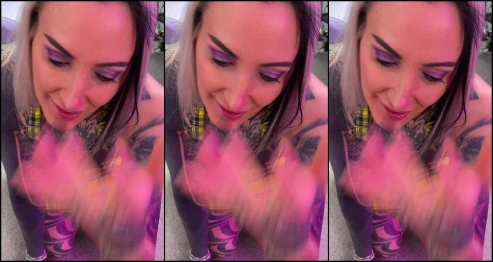 "TindraFrost" girlgirl, hairybush, licking, pov, upskirt POV Pussy Play manyvids