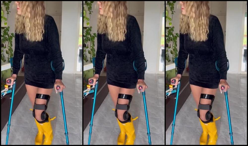 Stella Girasole Nicknamed Stellagirasole 10 26 2023 Onlyfans Video E Per Gli Amanti Di Stampelle Tutori Stivali Gomma Hunter Ecco A Voi Un Video