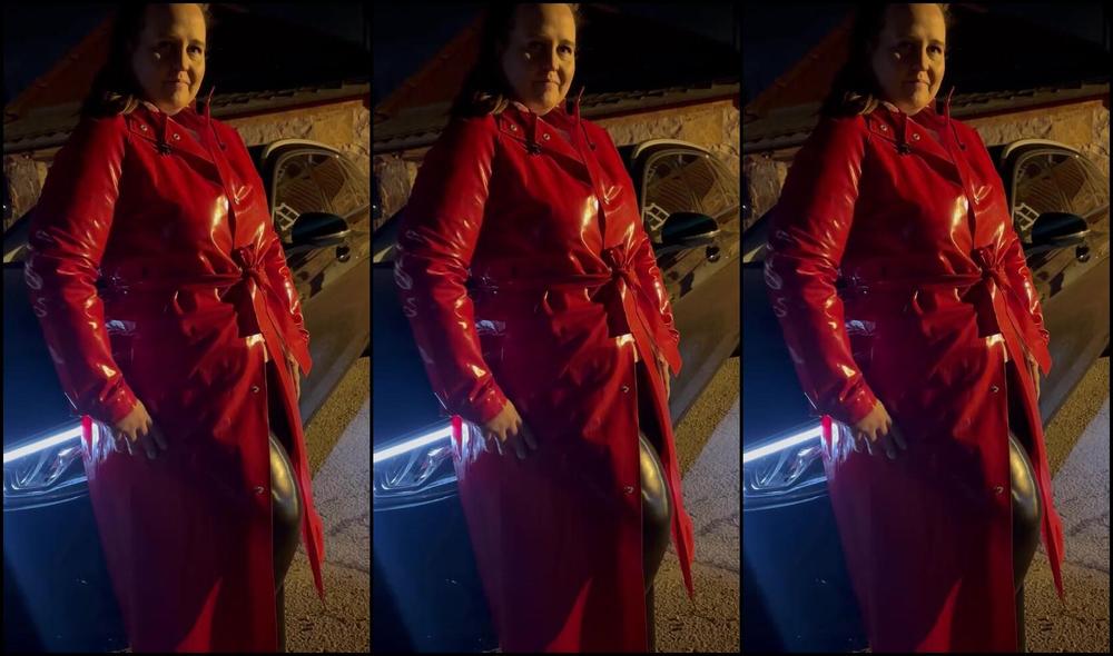 Misslatexangel Nicknamed Misslatexangel 04 01 2025 Onlyfans Video Shiny Jacket