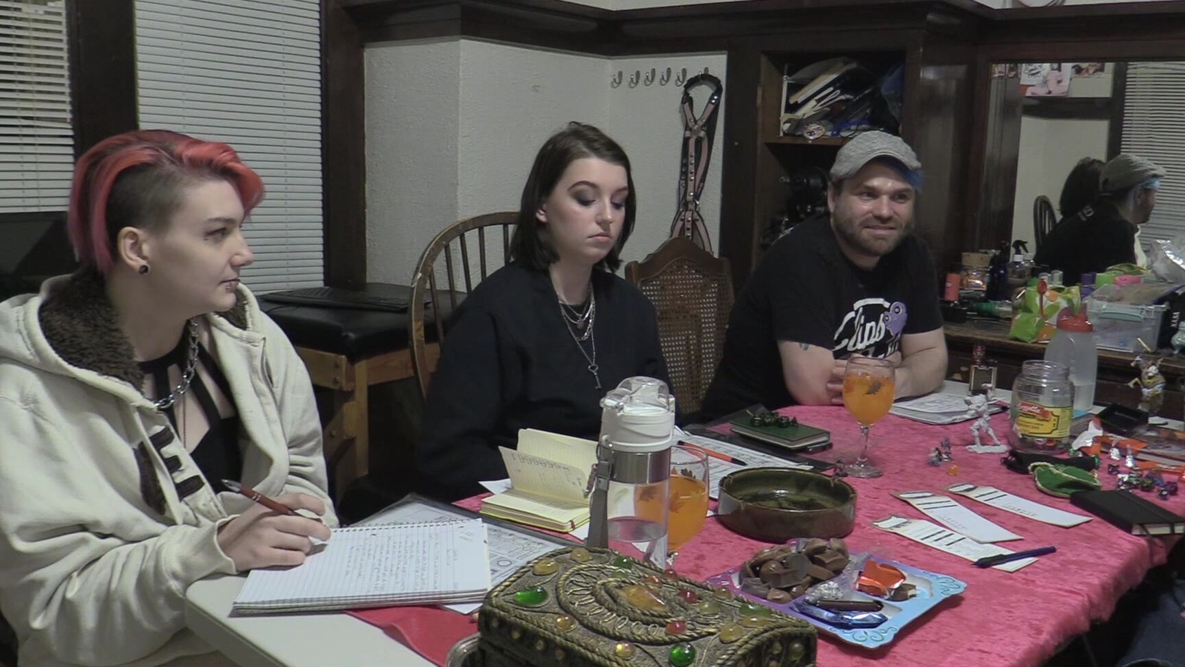 "Rardysexuality" 18 & 19 yrs old, games, geek, role play, sexy gamer Sunday DnD Game 18 3 Manyvids