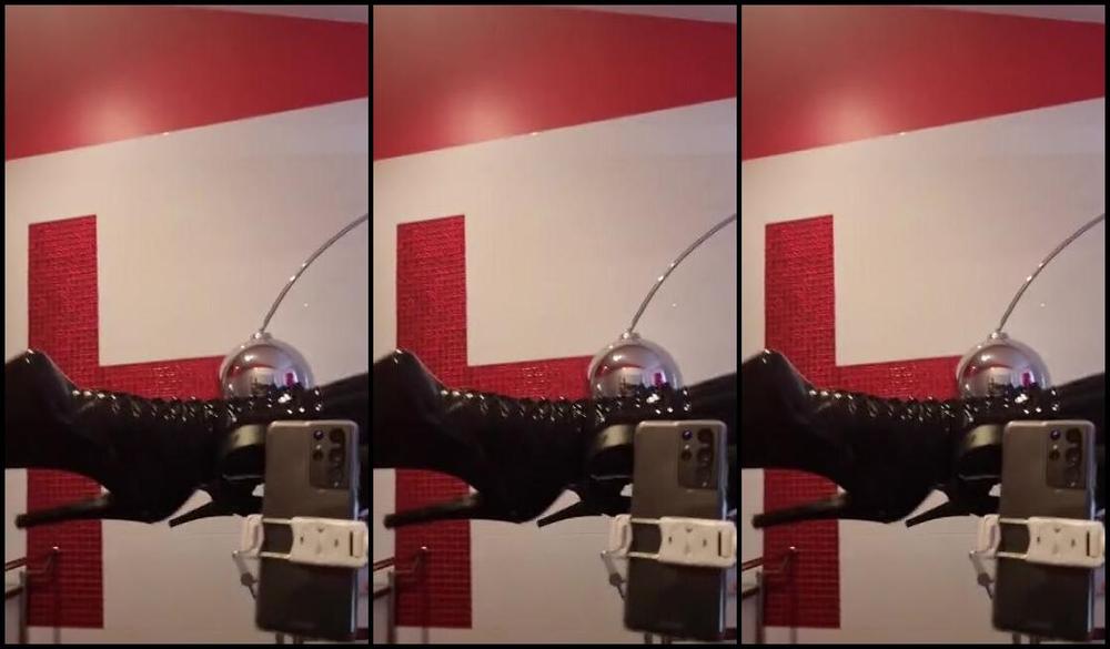 Emma Lee Nicknamed Rubberdollemma 09 19 2024 Onlyfans Video Just Sitting Here Thinking About