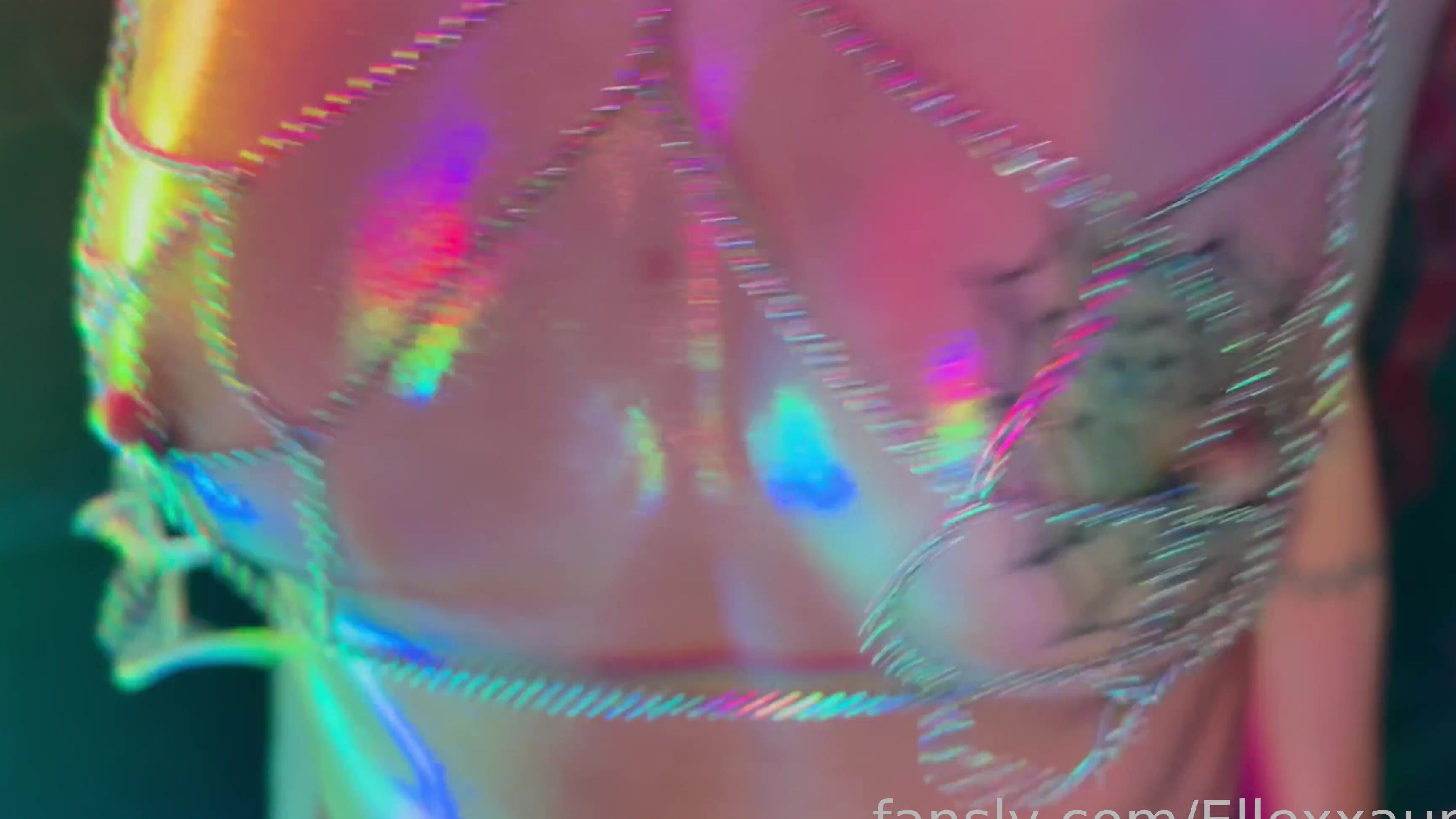 Ellexxaurus 808375091992748032