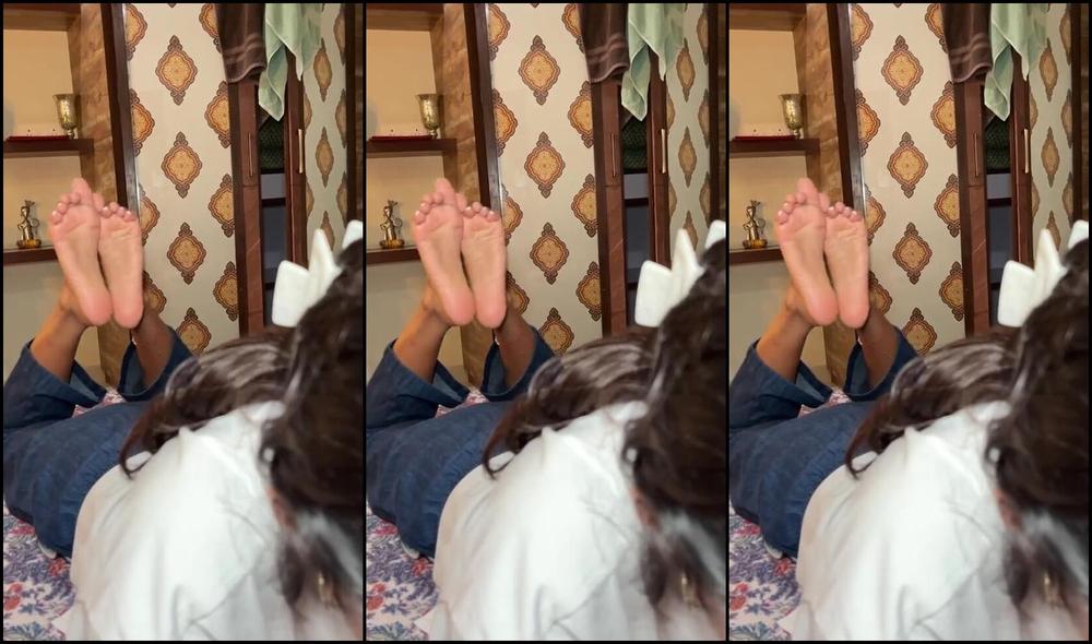 Isabela Stillsinning Nicknamed Stillsinning 03 07 2025 Onlyfans Video My Soft And Juicy Soles Are All You Think Of