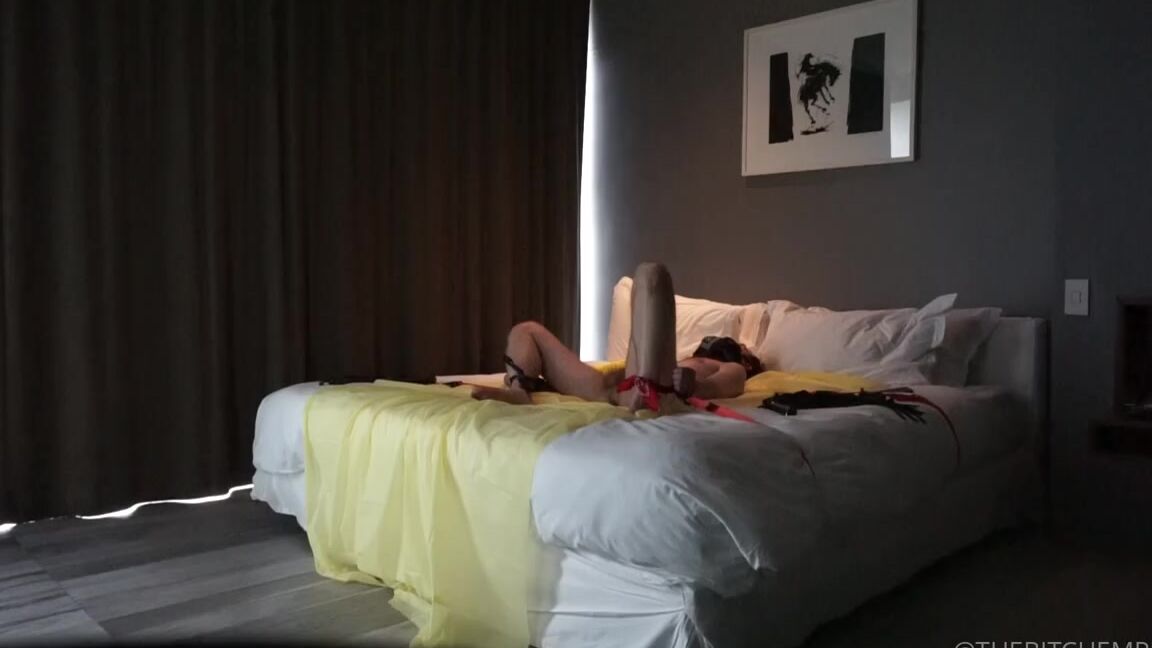 Empress Wu Nicknamed Thebitchempress 08 04 2023 Onlyfans Video Throwback To June When My Friend Hiker Indulged Me For A Birthday Scene Enjoy This Cute Az