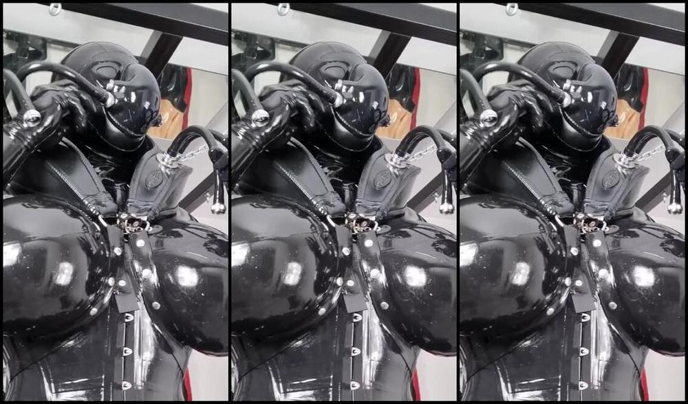 Emma Lee Nicknamed Rubberdollemma 08 30 2025 Onlyfans Video Doch Der Traum Endet Nicht Damit Dass Ich In Den Spiegel Starre Und Meine Aufgespritzte