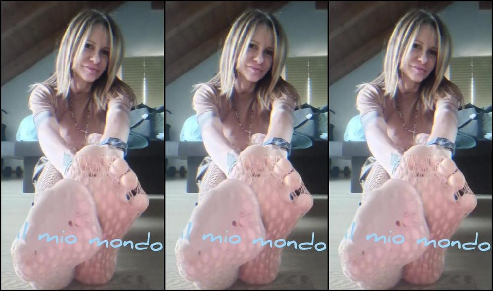 Onlybluefeet Nicknamed Onlybluefeet 11 04 2023 Onlyfans Video Mi Chiedete Cosa Vedete Sul Mio Onlyfans