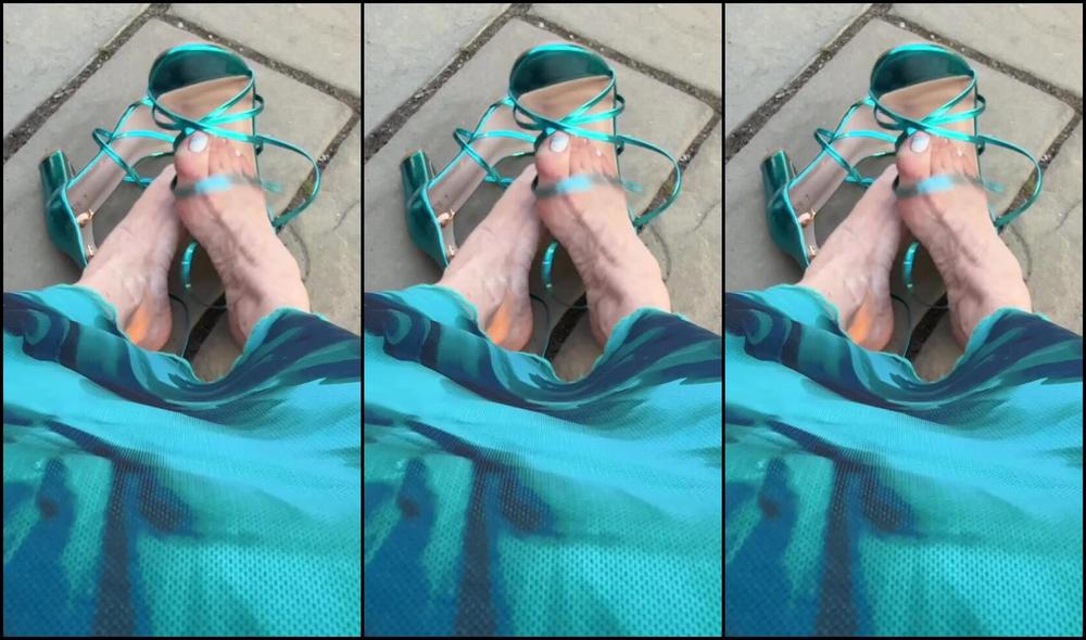 Kittys Pretty Feet Nicknamed Kittys Sweet Feet 05 20 2025 Onlyfans Video Will The Fan That Sent Me The Pretty Panties Please Reach Out To Me