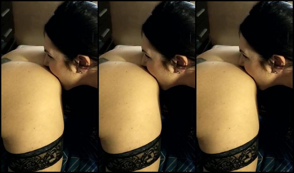 Ladyjames Nicknamed Jjames70779191 05 08 2023 Onlyfans Video Wendy Shows Me What Else She Has Hidden Under Her Pillow