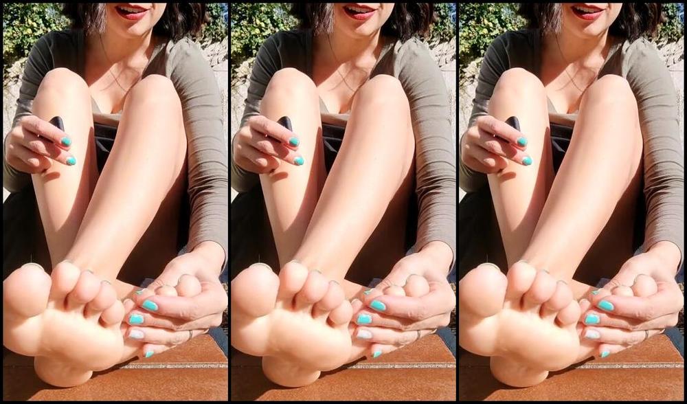 Miss Tess Nicknamed Lightmisstess 07 15 2025 Onlyfans Video Bluetoes Going Outside