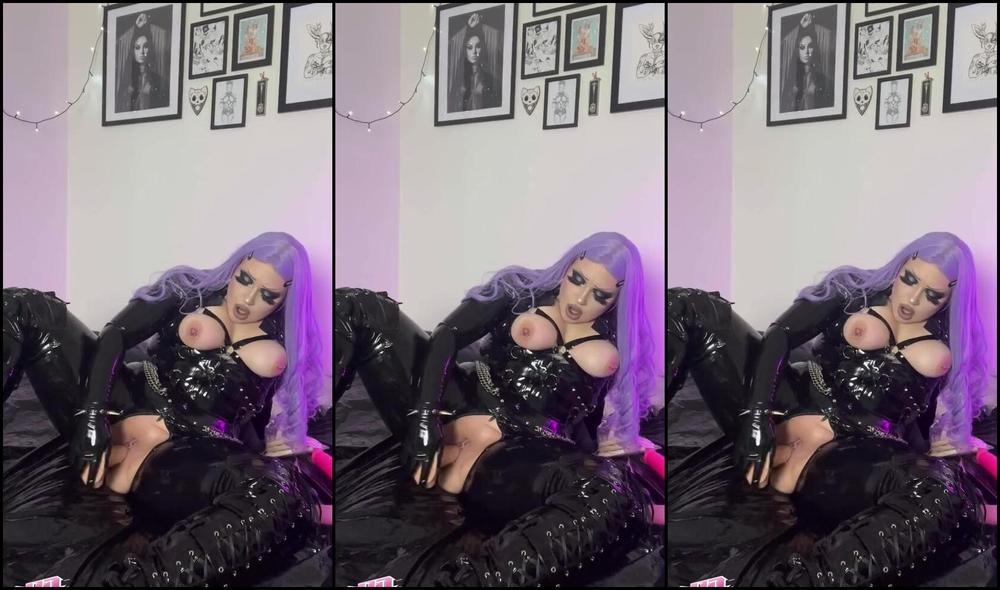 Nova The Nerd Nicknamed Novathenerd 07 13 2023 Onlyfans Video Latex Fuckdoll Is The Ultimate Fuckdoll Miss Being In Latex Hopefully On My Hotel Trip