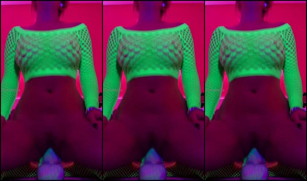 Marie Kaleida Nicknamed Mariekaleida 11 01 2024 Onlyfans Video More Uv Fun This Time With Xxl Trotter I Love Thick Thick Cock And How It