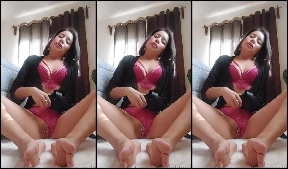 Miss Tess Nicknamed Spicymisstess 07 24 2022 Onlyfans Video Tienes Unos Minutos Para Mi