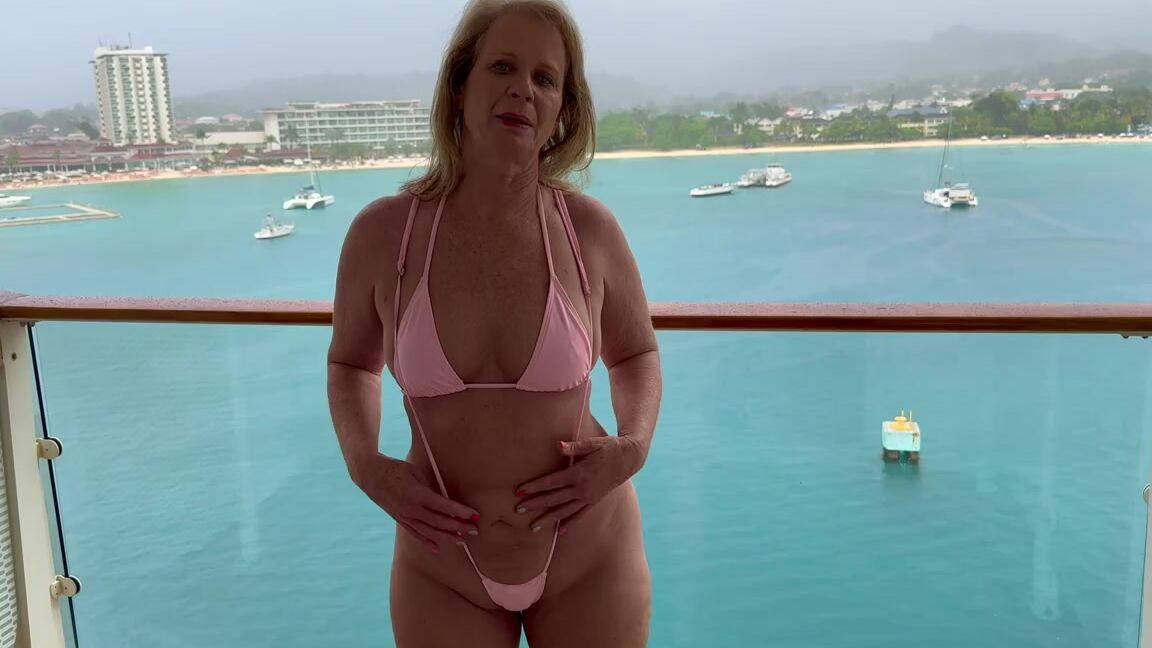 Lexi Kane Nicknamed Lexikane 04 24 2023 Onlyfans Video Happy Monday I Hope You Had A Wonderful Weekend