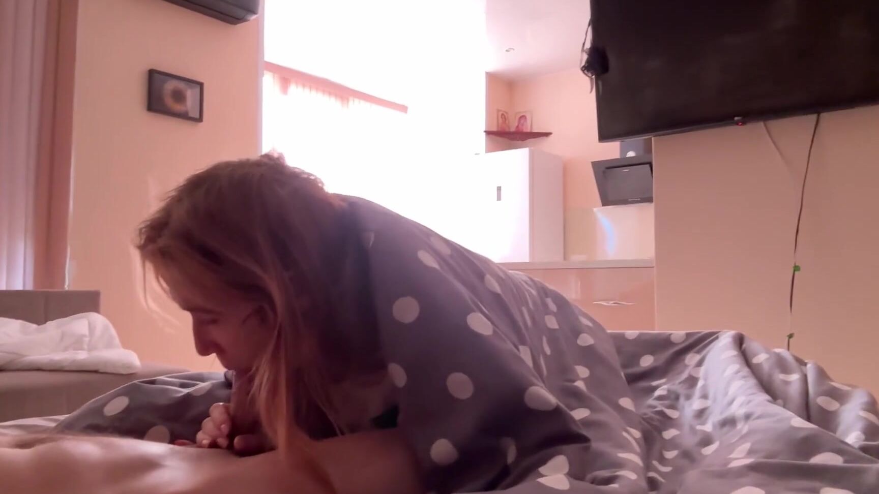 Alekssam13 Втихаря Изменяет Жене С 18 Ти Летней Сводной Дочкой Пока Она Заснула