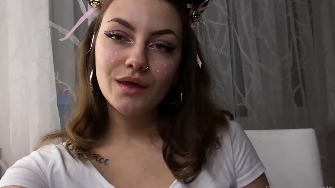 Leysha Vip Nicknamed Leysha Vip 11 26 2023 Onlyfans Video What Do You Think Of My Makeup I Just Put On Makeup And Wanted To Make