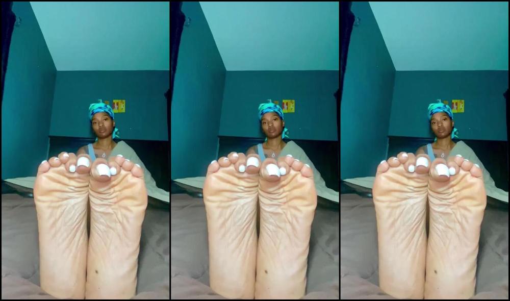 Liv Forsoles Nicknamed Livforsoles 09 26 2023 Onlyfans Video My Soles Are So Soft