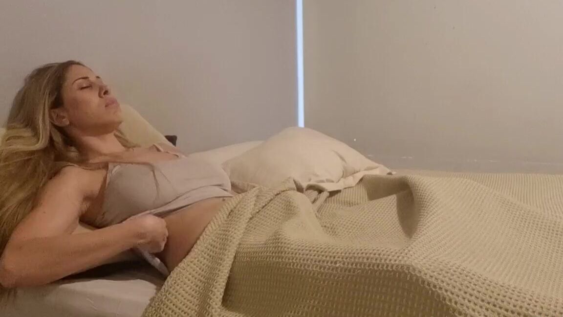 Anitaishere Nicknamed Anitaishere 04 06 2024 Onlyfans Video Masturbating Because Being Gassy Makes Me Feel So Horny