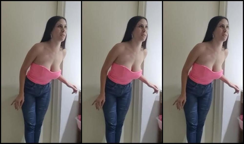 Anitaishere Nicknamed Anitaishere 06 06 2024 Onlyfans Video Here I Am Again With My Explosive Farts Bothering Family Members With My Farts