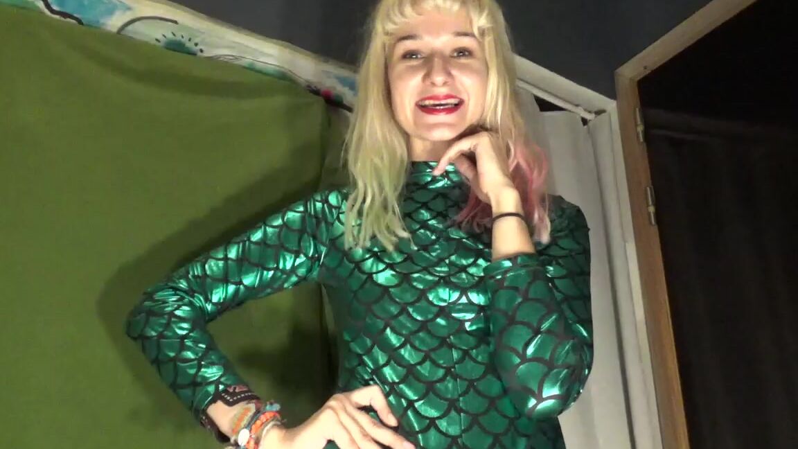 "Goddess Vanessa" femdom pov, giantess, humiliation, shrinking fetish, verbal humiliation Humiliating SHRINKING Manyvids