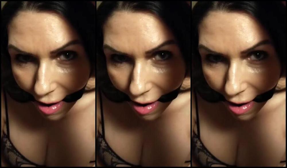 Ladyjames Nicknamed Jjames70779191 10 11 2024 Onlyfans Video Serving Mr Truncheon