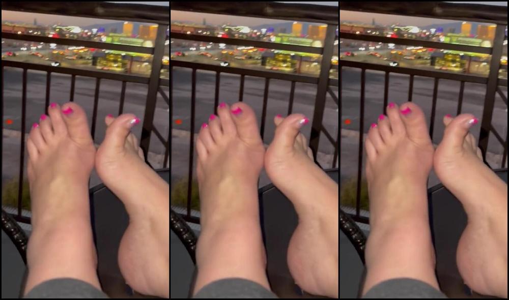 Heavenly Xperience Nicknamed Heavenlyxperience 02 26 2025 Onlyfans Video Good Morning Darlings L0J8