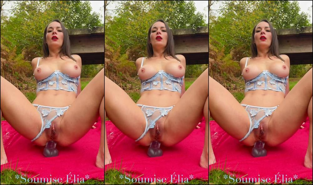 Soumiseelia 49275597Video2023 01 0516 38