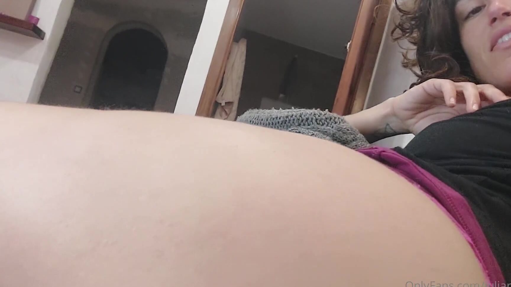 Julia Roca Nicknamed Juliarocax 11 15 2025 Onlyfans Video Abrigadita Por Arriba