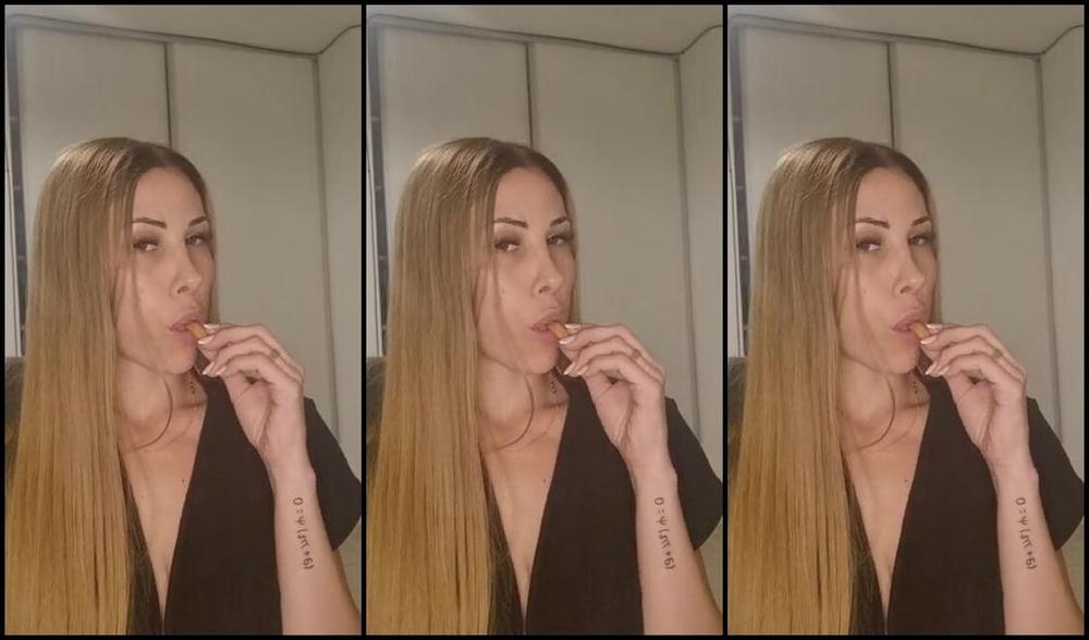 Anitaishere Nicknamed Anitaishere 11 05 2023 Onlyfans Video Missed Me Black Panties And A Top