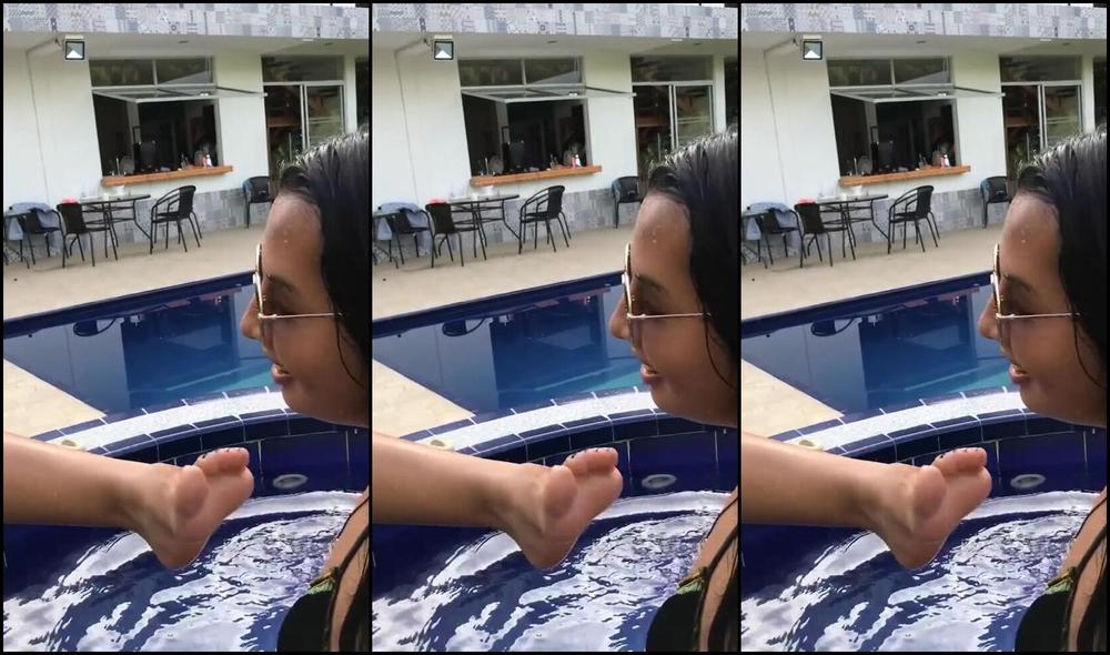 Domina Samanta Nicknamed Domina Samanta 11 08 2024 Onlyfans Video Es Muy Comico Ver Como Hasta A Mis Amigas Las Pongo A Adorar Mis Pies