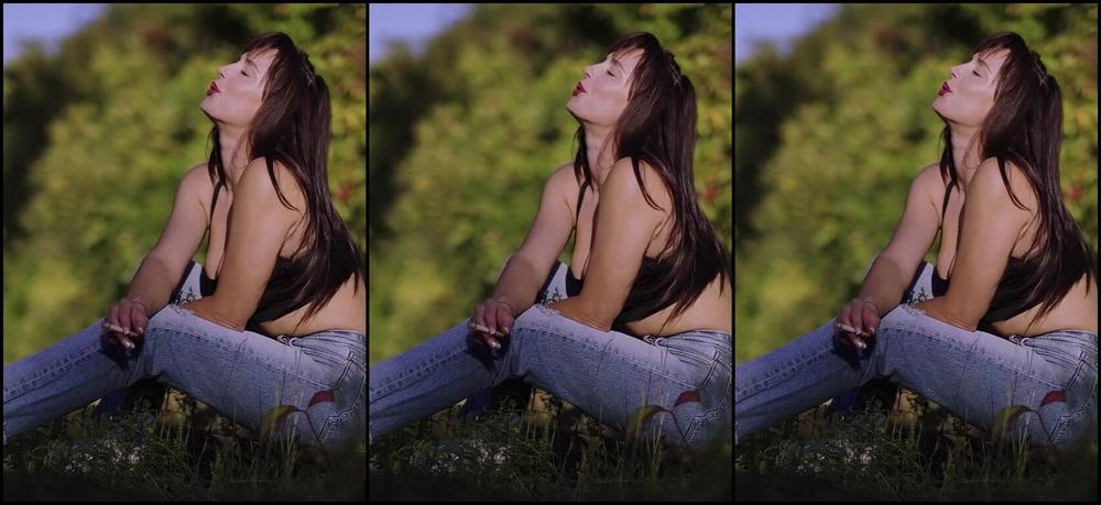 Only Yana Nicknamed Only Yana 09 25 2025 Onlyfans Video Hey Man I Missed The Train