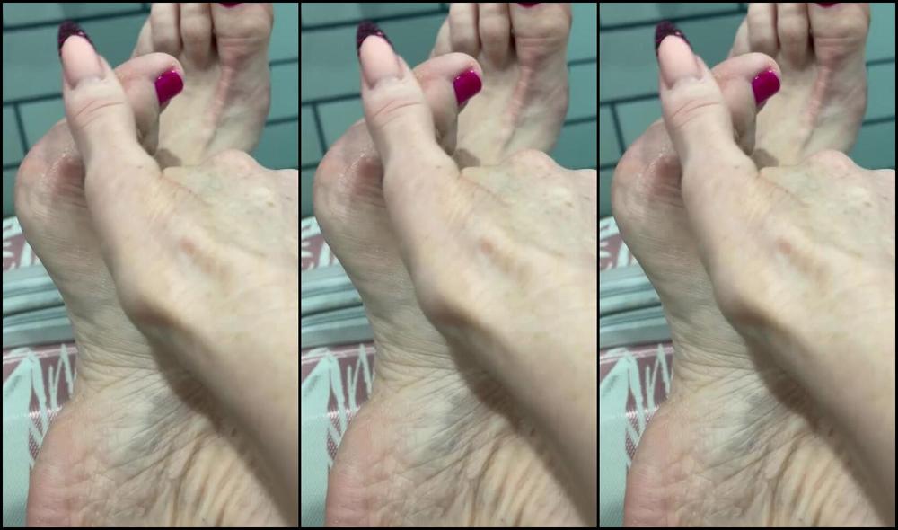 Kittys Pretty Feet Nicknamed Kittys Sweet Feet 02 08 2025 Onlyfans Video Vacation Time As This Post Lands On My Stream I Will Be Taking Off Into The