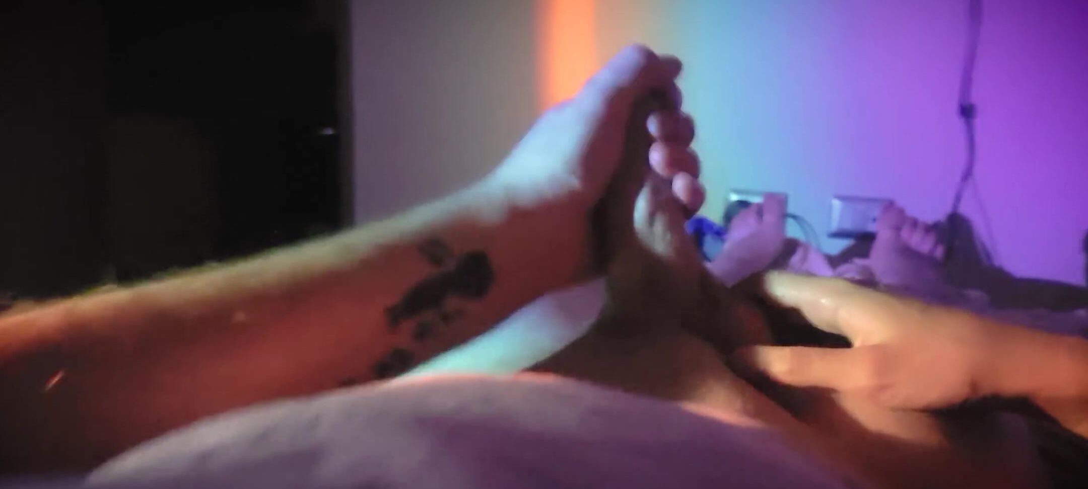 Она Дрочит Ему Смазкой Он Кончает Ей На Язык Pornhub Com