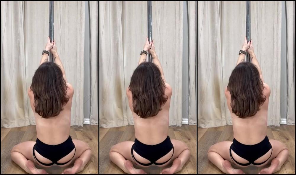 Melissa Nicknamed Omwithmelissa 12 05 2025 Onlyfans Video Can I Climb You