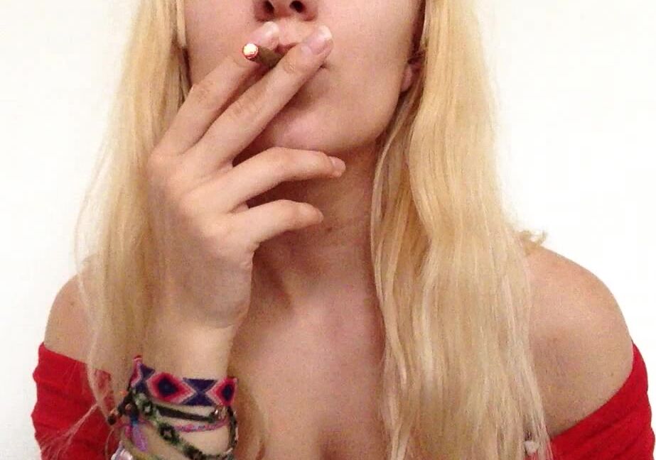 "Goddess Vanessa" blonde, smoking, cigar fetish Smoking in a red dress Manyvids