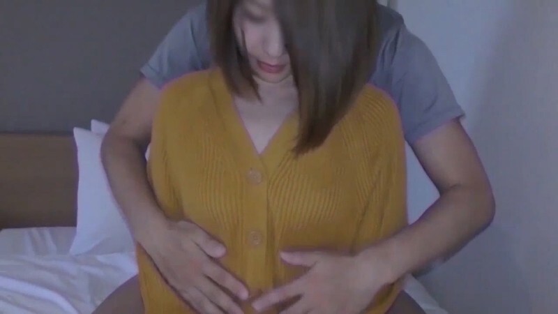 FC2-PPV-4688995 【5日間限定販売・再編集版・薄顔モザイク】白昼のホテルで、お*様へのお土産の買物中に呼び出されて中出しされる秋田美人妻 再編集版 Jav Girls 2025-05-19  "FC2-PPV-4688995 - uncensored"