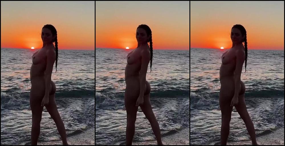 Pure Pleasure Nicknamed Purepleasure 12 15 2025 Onlyfans Video Public Beach Golden Hour Me Stroking Both Cocks At Once Then Railing Him Until He Rides