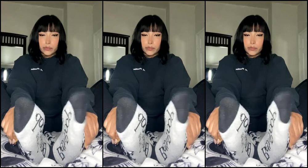 Diane Iamoonx Nicknamed Iamoonx 02 08 2024 Onlyfans Video What Color Should I Paint My Toes Next