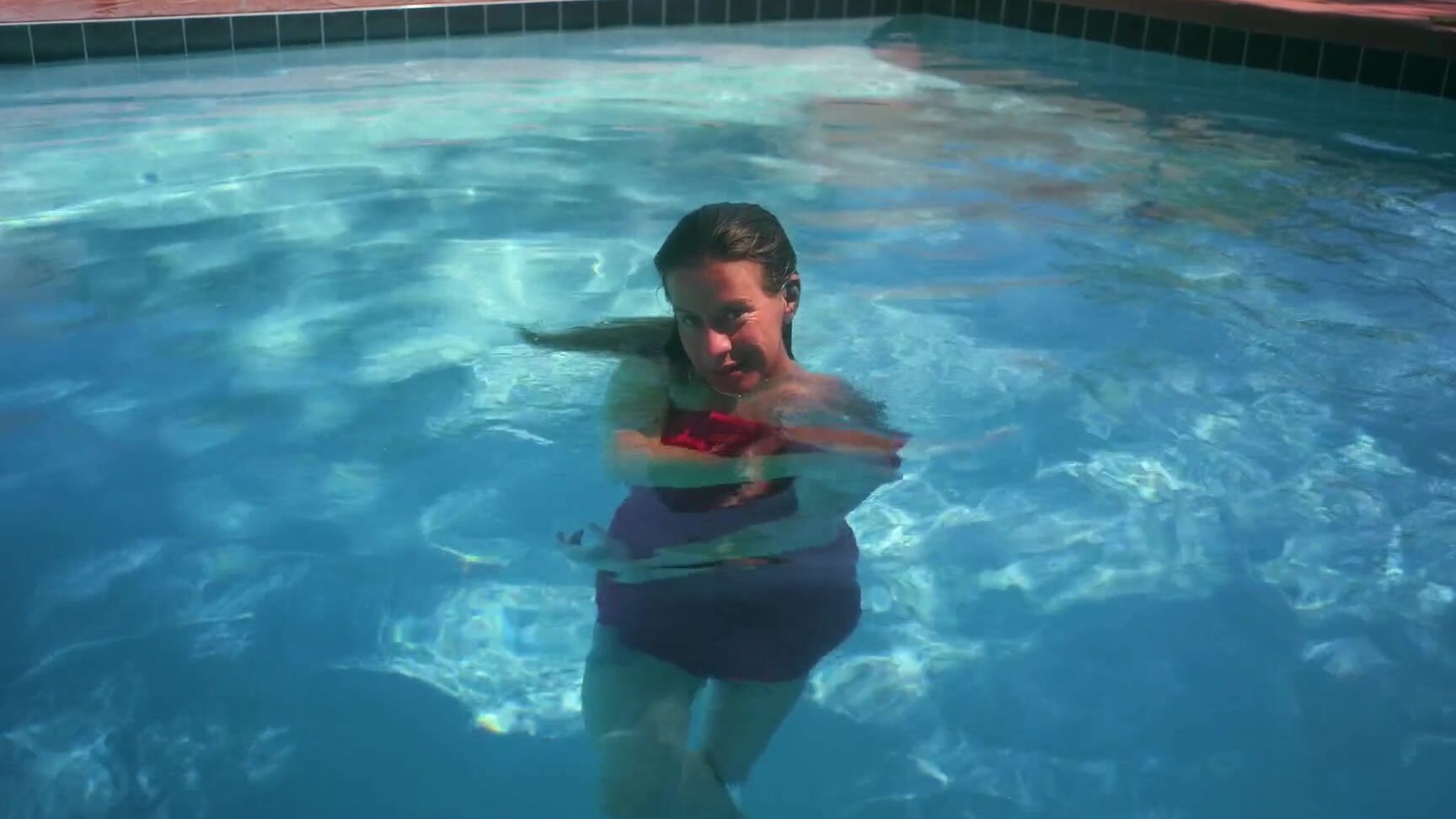 Ciren Verde Nicknamed Cirenv 08 20 2025 Onlyfans Video Who Wants To Join Me In The Pool