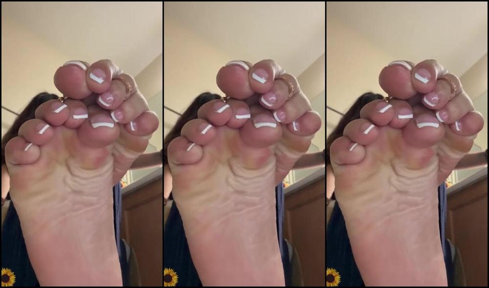 Goddess Elena Nicknamed Solebeauty93 11 11 2025 Onlyfans Video A Cautionary Joi