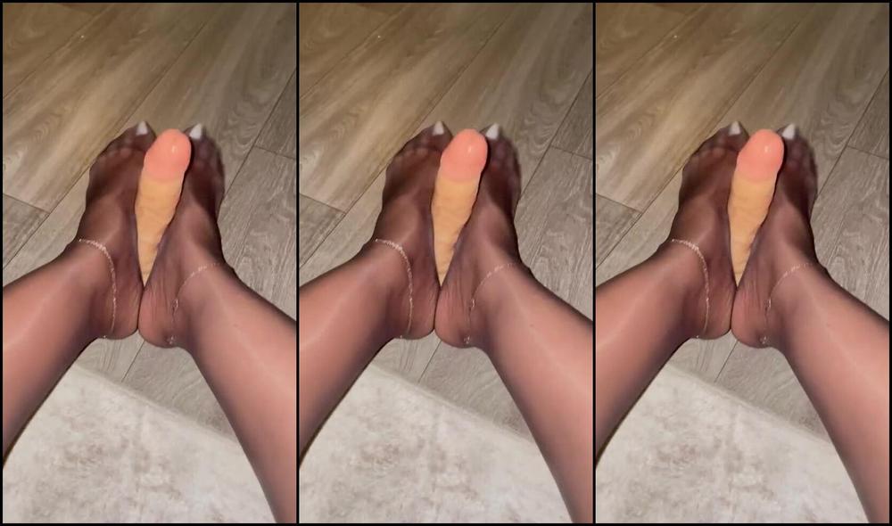 Sexyfeet47 Nicknamed Sexyfeet47 11 21 2025 Onlyfans Video Good Morning N Happy Friday Well Pantyhose Fj Is The Enjoy