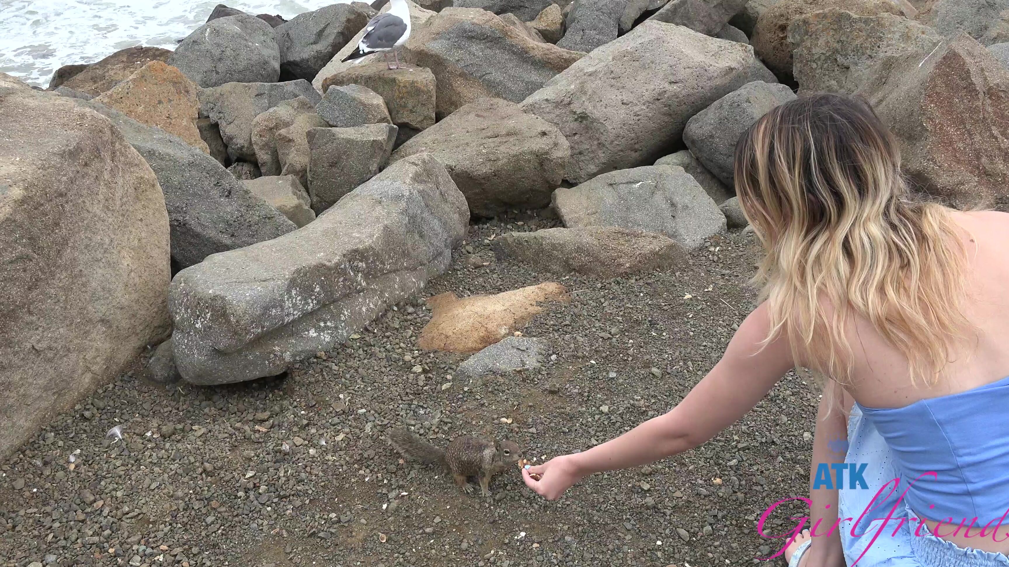 "Dez Hansen" Bouncing, Handjob, Breast Play, Blowjob, Foot Fetish, Public Nudity, POV, Smoking, cum on feet, date, Footjob, outdoors, Creampie, wet, Shaved, Blonde Dez Hansen - Central Cali 3 SiteRip