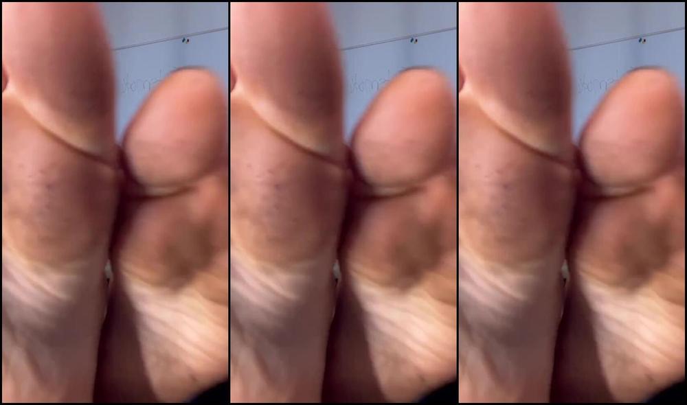 Justsmokeandsleep Nicknamed Justsubmitandobey 11 11 2023 Onlyfans Video Watch The Video Edge And Smack To The Photos