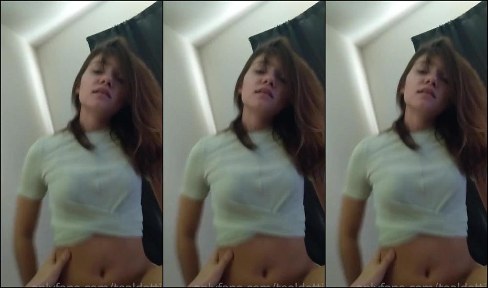 Quiet Sex Tv Turned Up So Parents Don T Hear The Bed Squeaking Sir Zamn 1080P