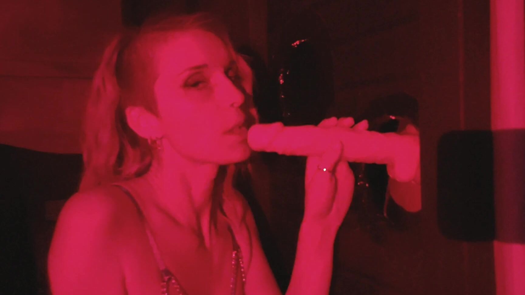 "Lexi Snow" blowjobs, dildosucking, doubleblowjob, gloryhole Glory Holes Manyvids